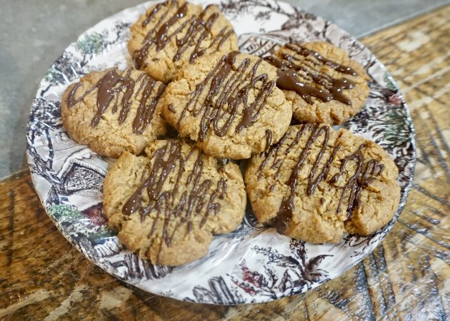 Flourless Peanut Butter Cookies with Chocolate Drizzle